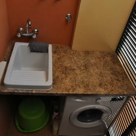 Modern Flat Apartment *